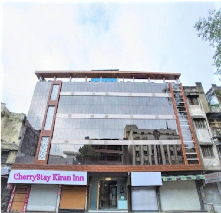 Cherrystay Kiran Inn Indaur Kültér fotó
